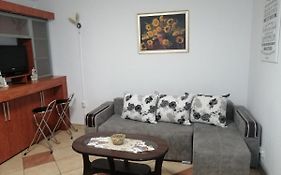 Modernul Apartament De Langa Castel